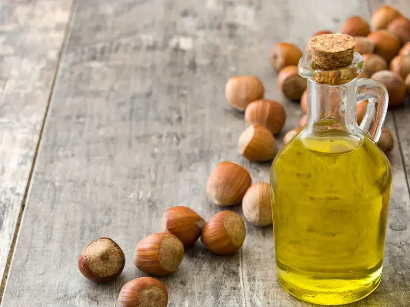hazelnut oil ©iStock