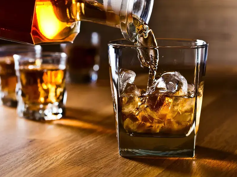pouring whiskey ©iStock