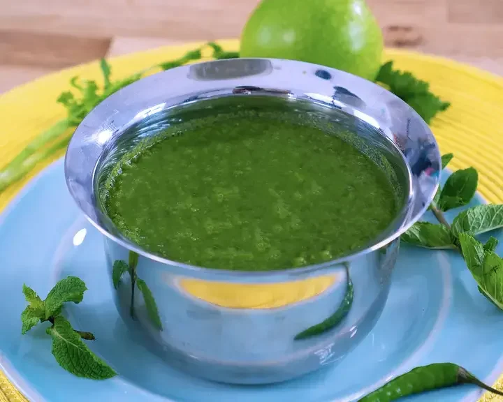Green chutney by Monica Haldar.
