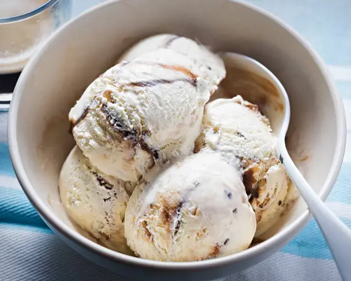 Bowl of gelato.